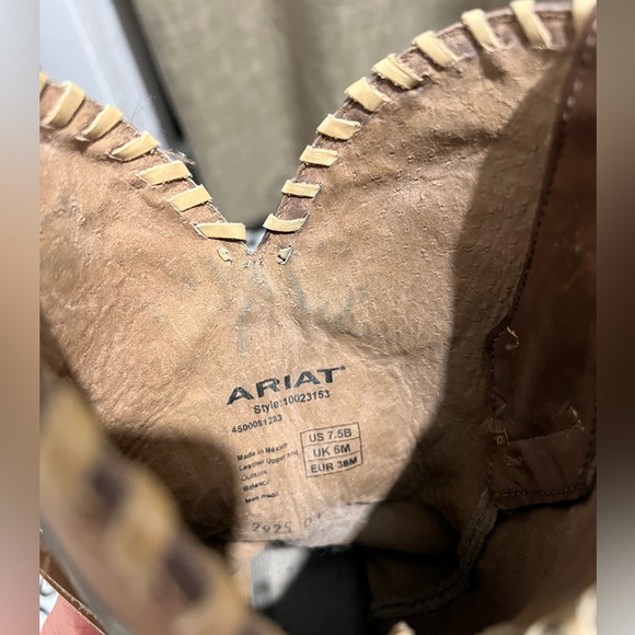 Ariat boots-7.5 - Picture 6 of 7